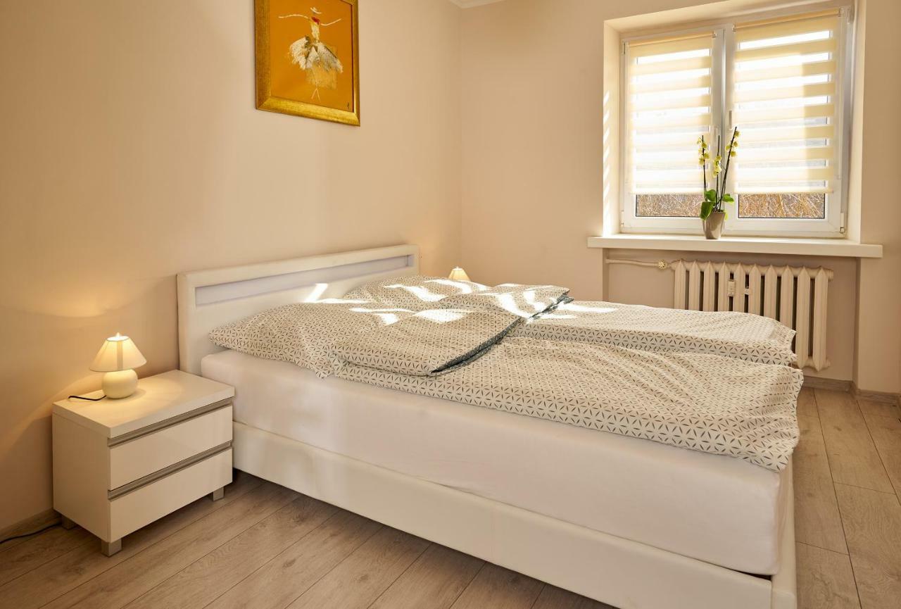 Apartament Winnica Centrum Grünberg Exterior foto
